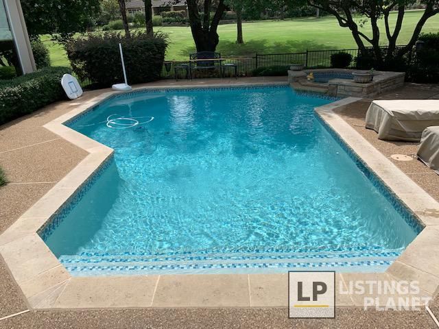 Executive Blue Pools