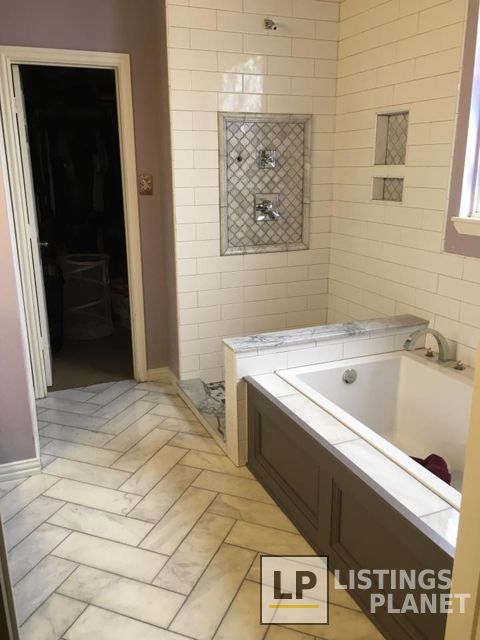 Pineapple Home Creations