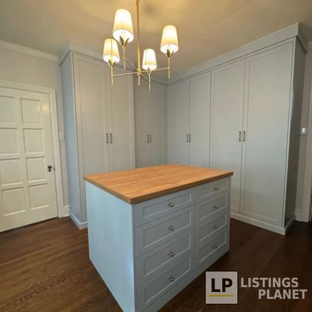 Legacy Wardrobes and Closets