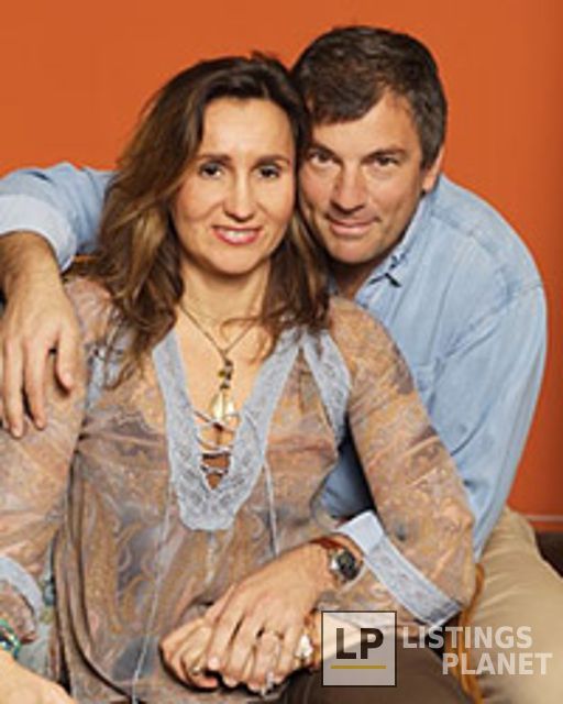 F & R Interiors and Window Treatments