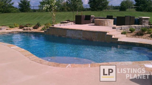 Leisure World Pool & Hearth Inc